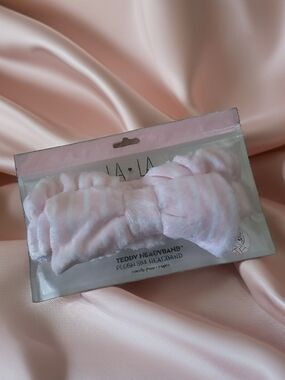 LA•LA Plush Teddy Bow Headband in Pale Pink